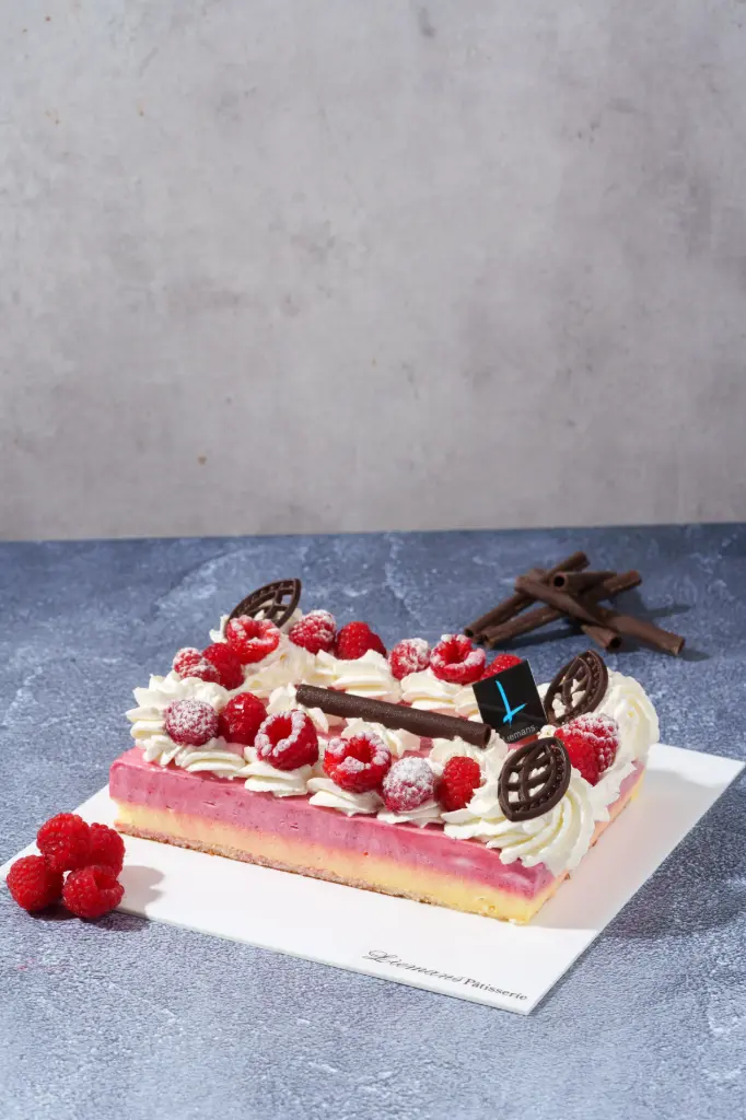 Gâteau Bavarois Framboises-Passion  